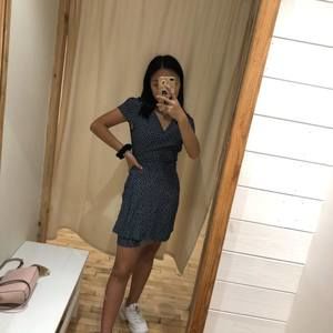 Meet your Posher, Joy